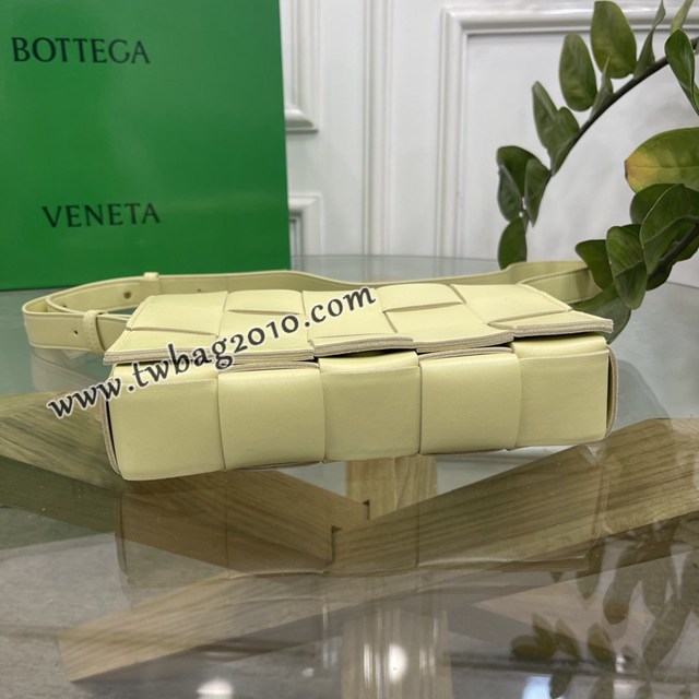 Bottega veneta高端女包 KF0017 寶緹嘉Cassette肩背女包 BV新款放大編織斜挎包  gxz1385